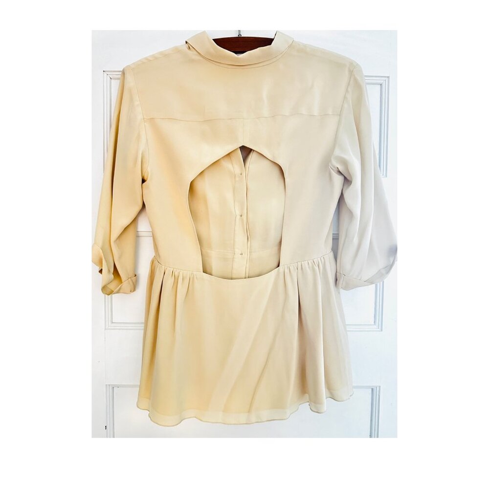 Ellery backless custom tailored blouse. Ecru. Size FR 38.